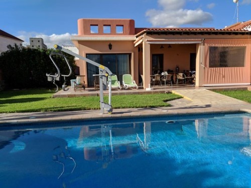 schwimmbadlifter teneriffa1