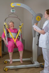 Mobile Lifter 2600 (Victor) ; Digitalwaage - Handi-Move Patientenlifter