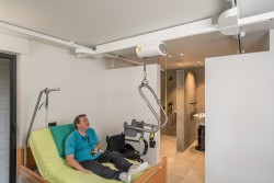 Elektrische Traversenschiene - Handi-Move Patientenlifter