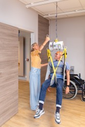 Umhänge-Deckenlifter + Swingsystem ("Tarzan") - Handi-Move Patientenlifter