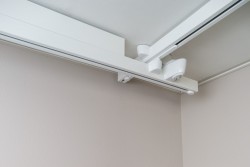 Deckeninstallationen ; Traversensystem - Handi-Move Patientenlifter